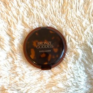 Ester lauder bronzer🙋🏾‍♀️✨💯